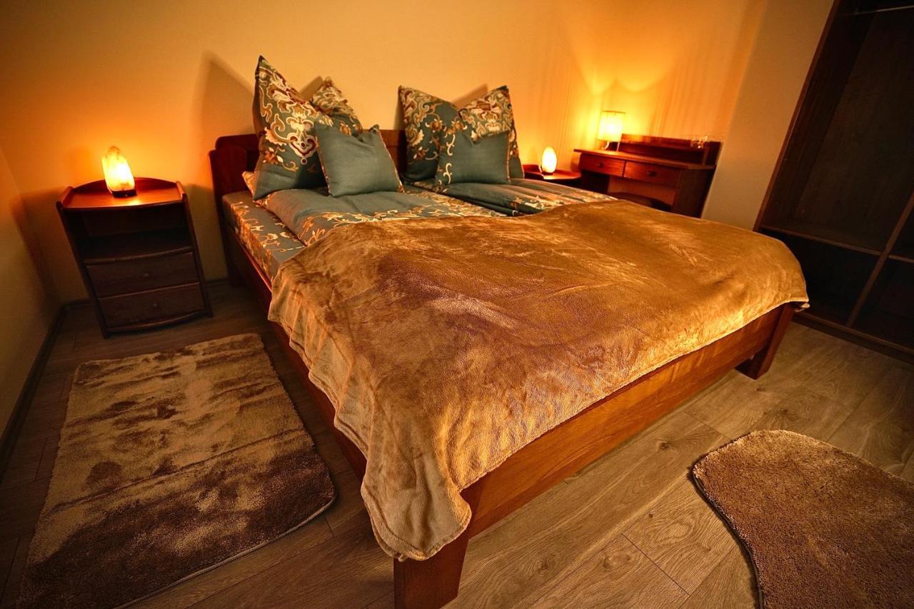 Bed and Breakfast Bacchus Pub Es Panzio Дунахарасти Экстерьер фото